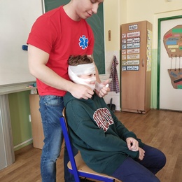 První pomoc 