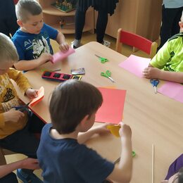 MŠ - Den maminek a jarní tvoření