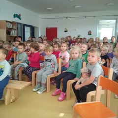 MŠ - divadlo Sluníčko